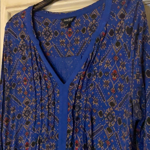 Lot of 2 Lucky Brand 1X tops - Picture 5 of 5